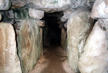 Inside the West Kennet Megalithic longbarrow