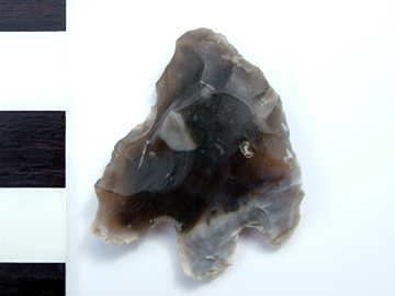 Sutton B type arrowhead from the QEQM secondary burial